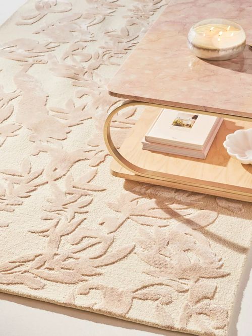 Hand-Woven Lilly Rug