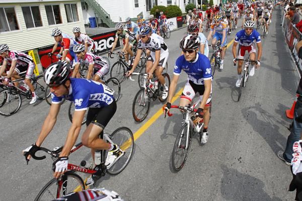 The start of stage two was given on Wednesday morning at Thetford Mines in Beauce.