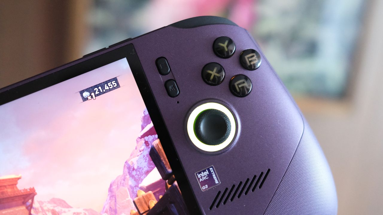 MSI Claw 8 EX AI+