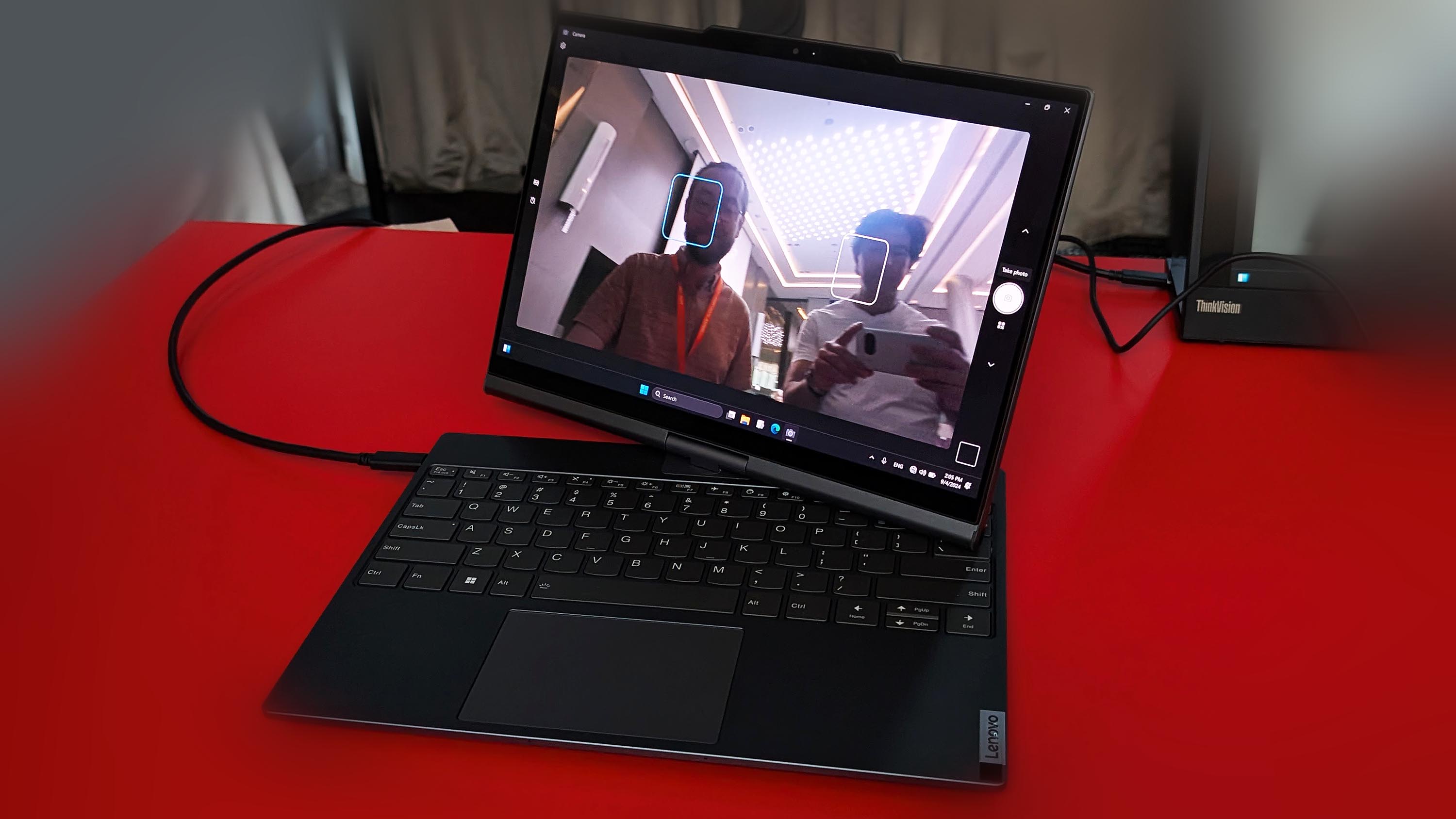 Lenovo Twist concept 2024