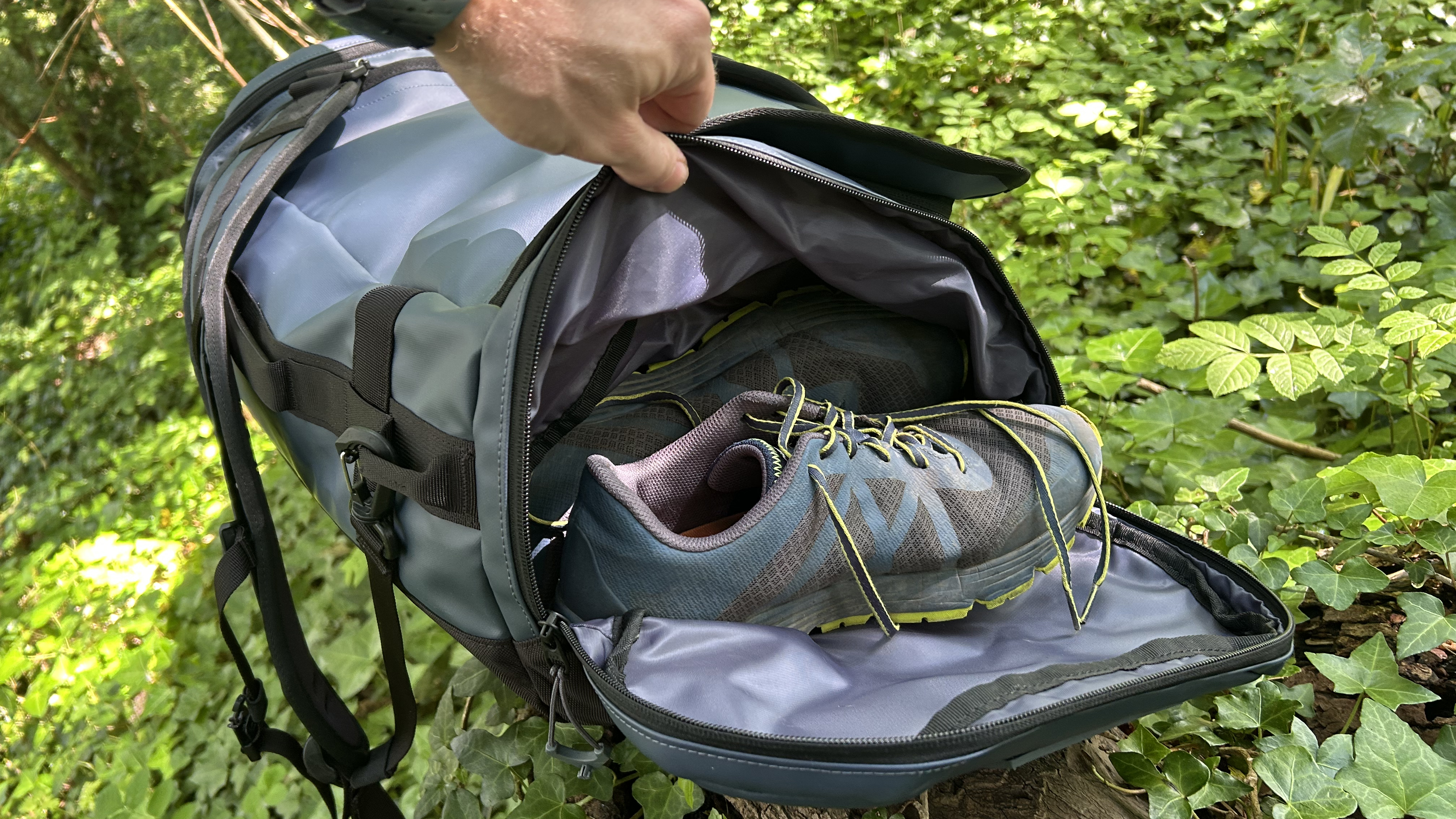 Side pocket of the CARRYALL duffel
