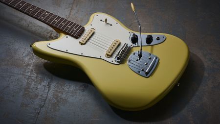 Fender Player II Jaguar in Hialeah Yellow