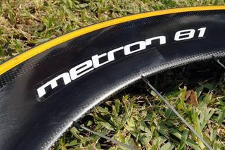 Vision's Metron 81s have unidirectional carbon fibre rims with a 3K carbon braking surface