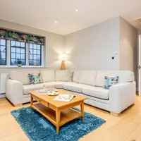 Eton ApartmentDistance: Eton ApartmentDistance: