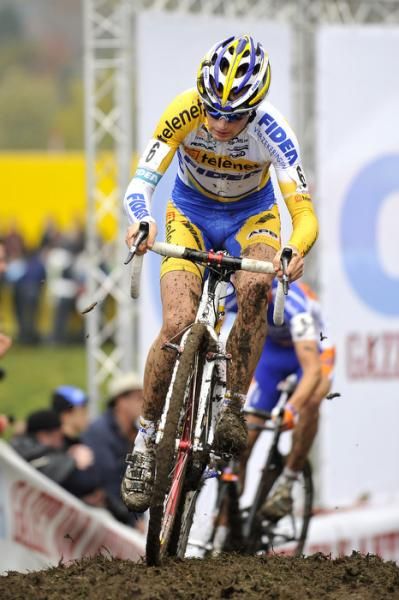 Kevin Pauwels (Telenet - Fidea) en route to a podium finish.