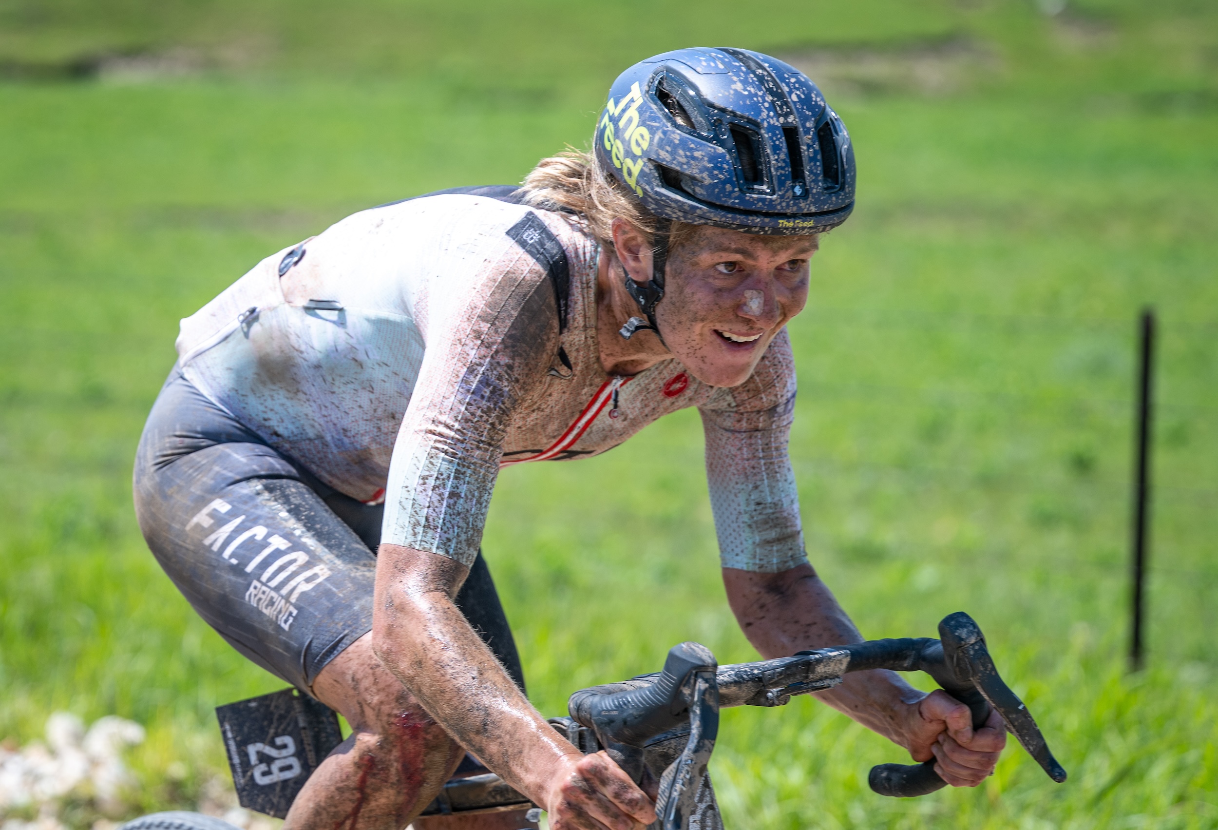 Lauren De Crescenzo finished sixth at the 2025 Unbound Gravel 200 amid an array of challenges at the world&#039;s biggest gravel race