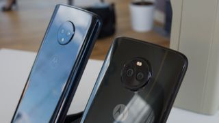 Moto G6 vs Moto X4: there's a new sibling for the big brother to ...