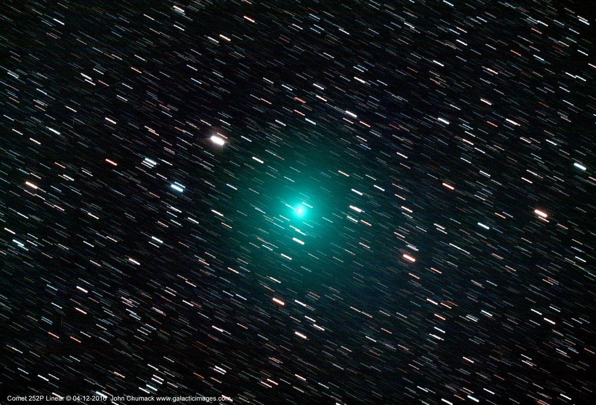 Stunning Green Comet Wows Amateur Astronomer (Photo) | Space