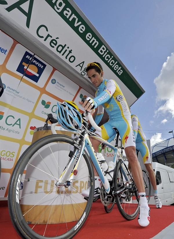 Alberto Contador at the sign-in