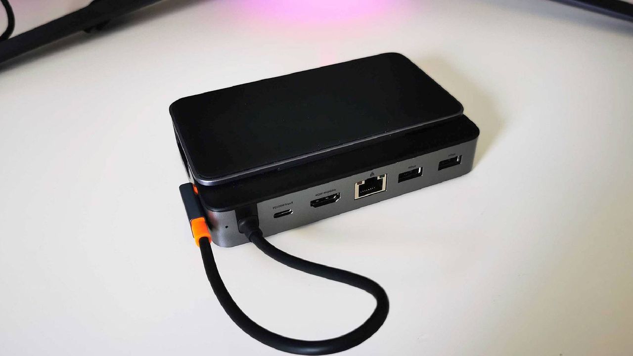 Baseus 6-in-1 dock with cradle flat
