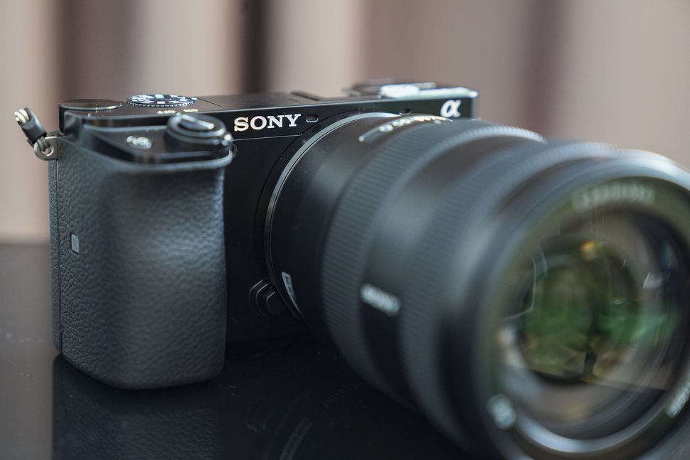 Sony adds to its mirrorless lineup with the Alpha A6600, A6100 and new