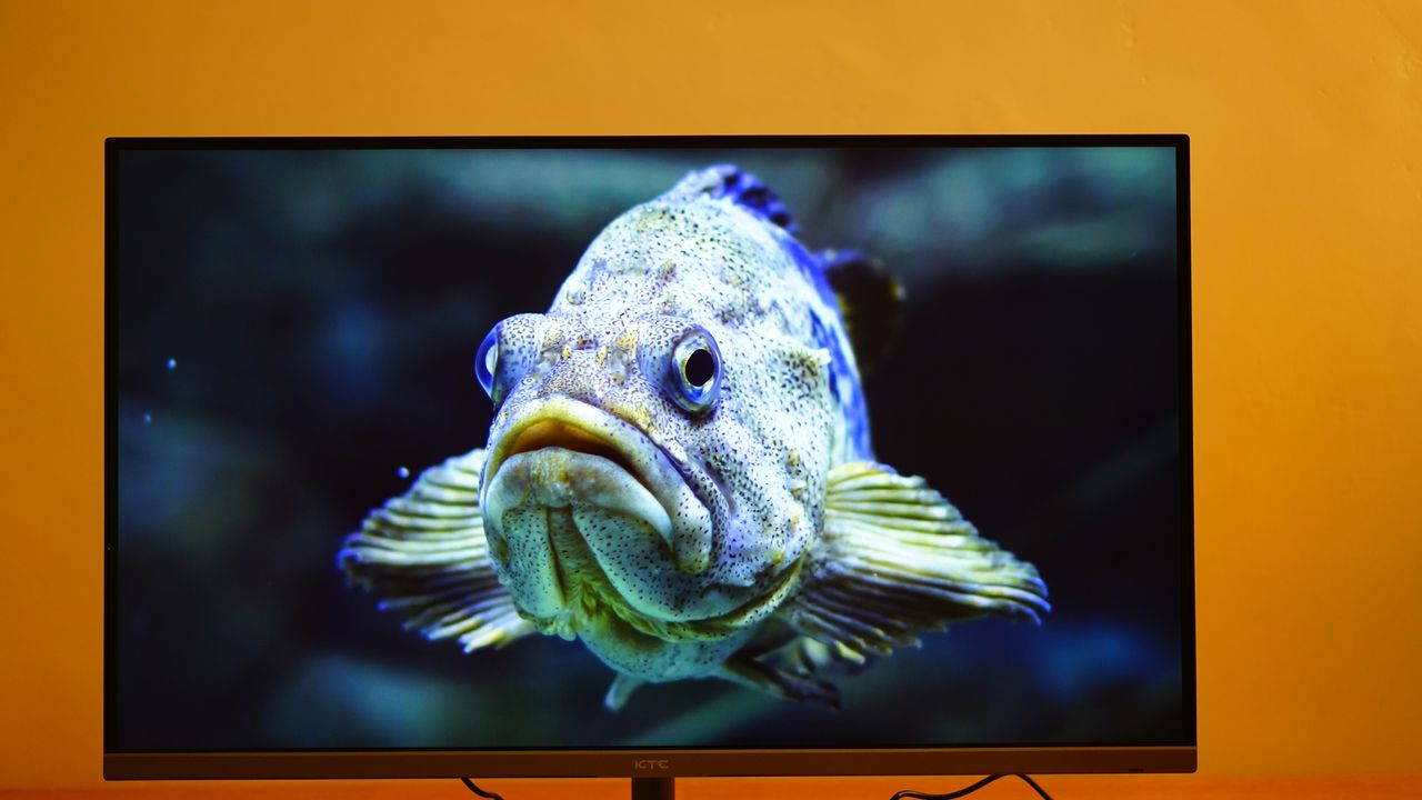 KTC A32Q8 Smart Monitor during our review process