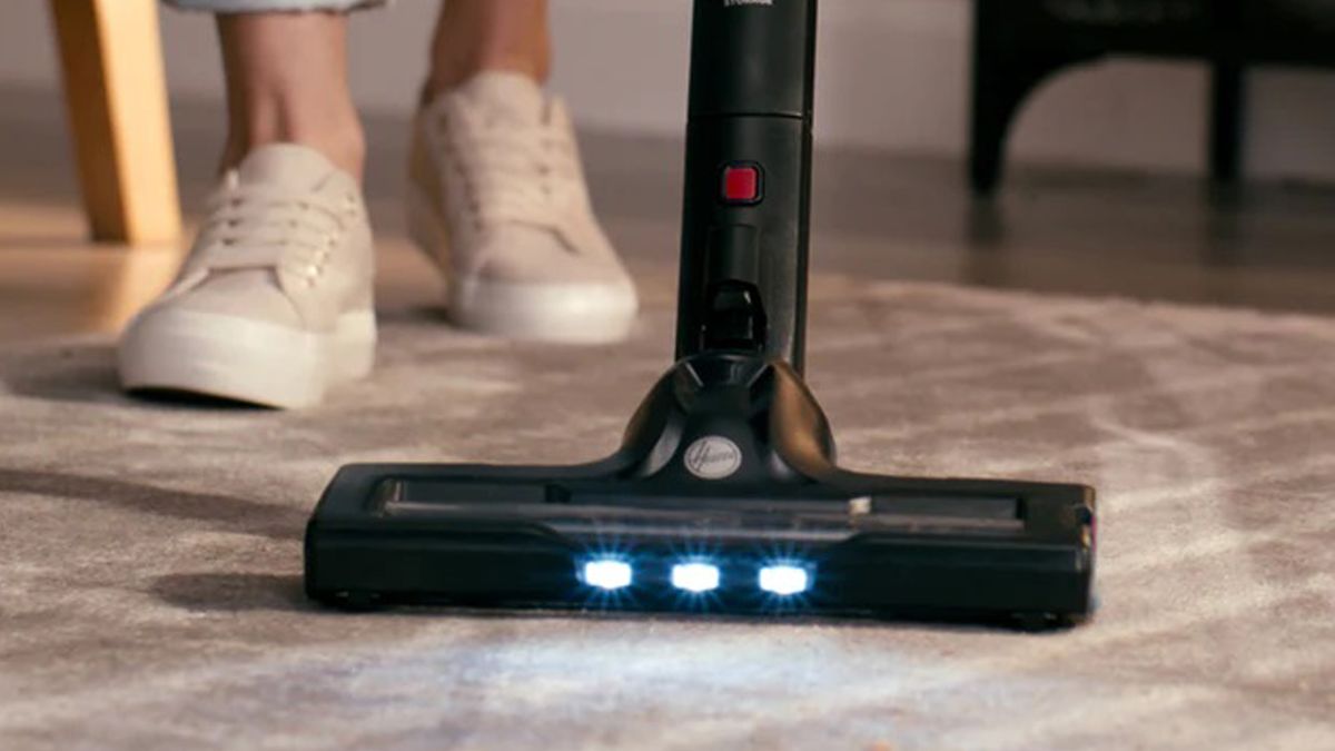 Hoover H-Free 500 cordless vacuum review: a compact cordless