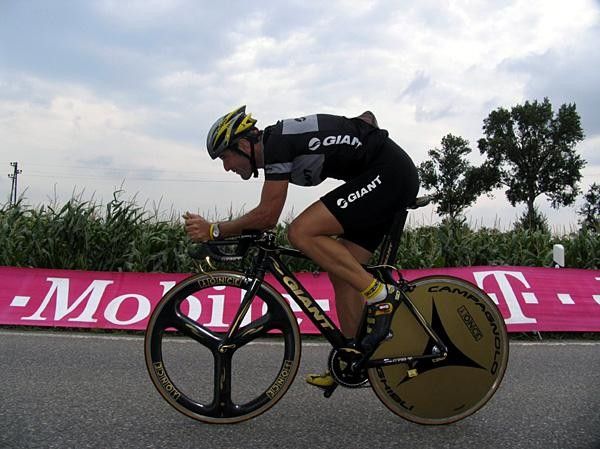 The Master shows how it's done. How do you compete with a guy like Abraham Olano?