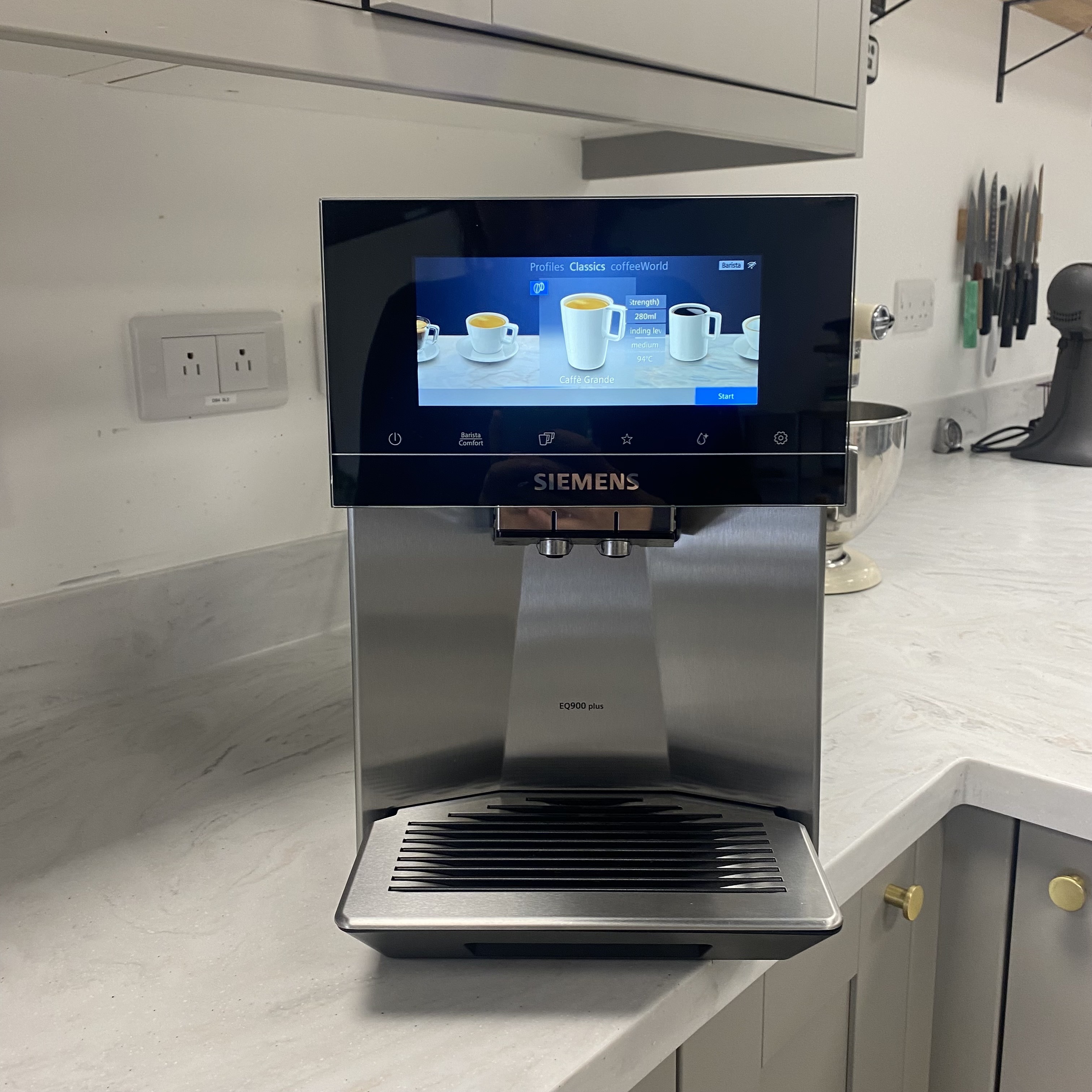 Testing the SiemensEQ900 plus