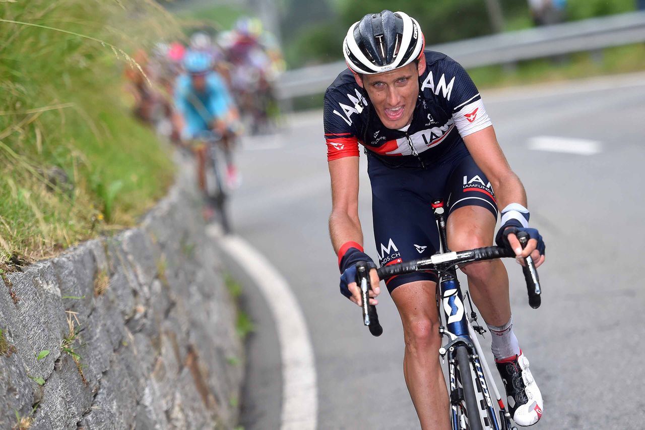 Jerome Coppel goes on a late attack