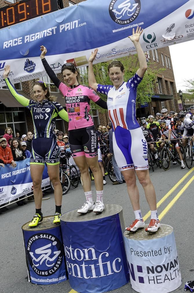 Joanne Kiesanowski (NZl) Team Tibco/To the Top, winner Elena Cecchini (Ita) Estado de Mexico Faren and Alison Powers (USA) UnitedHealthcare on the podium after the 4th week of the USA CRITS Series.
