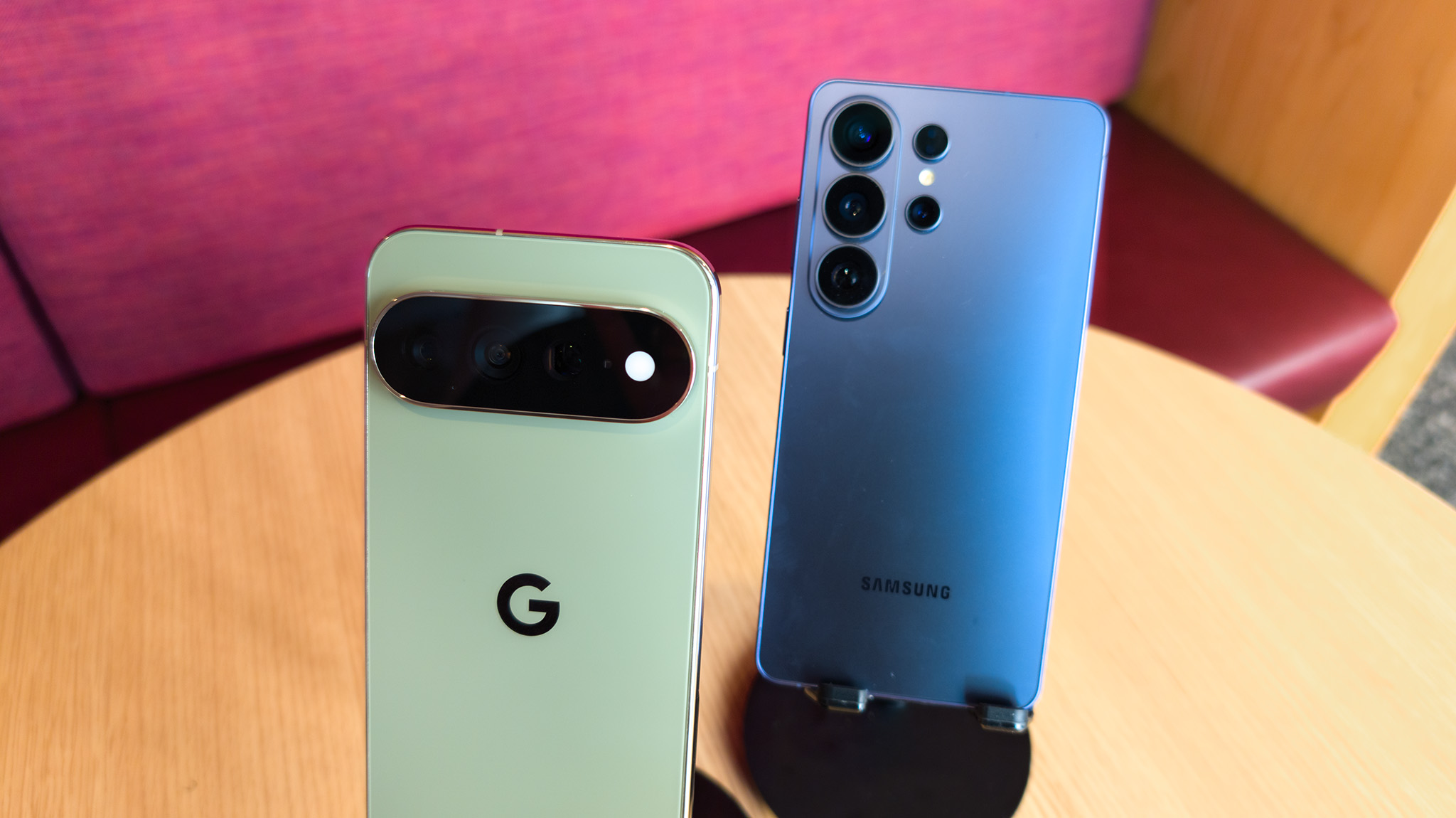 Comparing the Google Pixel 11 Pro XL with the Samsung Galaxy S26 Ultra