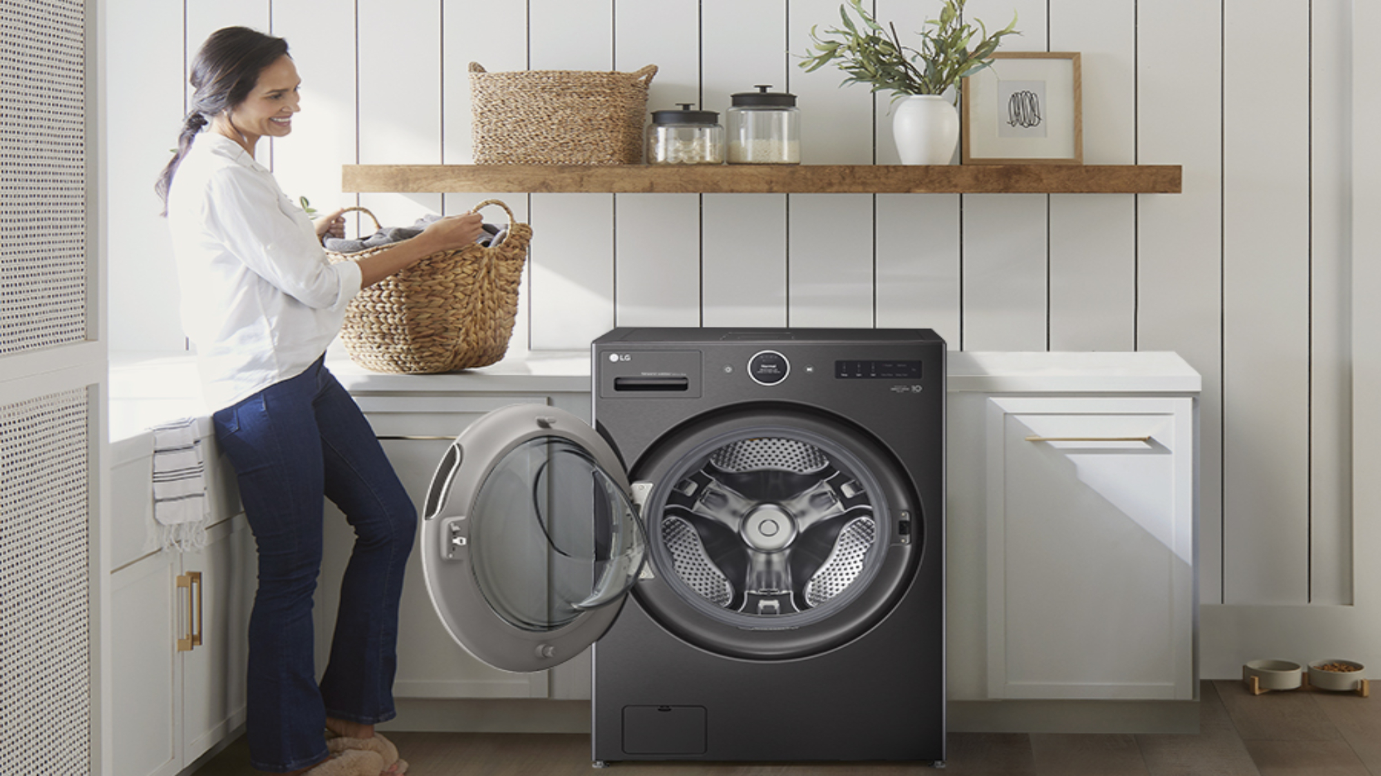 LG's new AI washer-dryer combo can wash and dry your clothes in