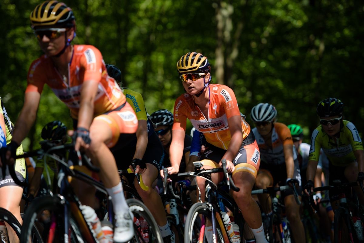 Chantal Blaak (Boels Dolmans) climbing through the trees at Th&Atilde;&frac14;ringen Rundfarht