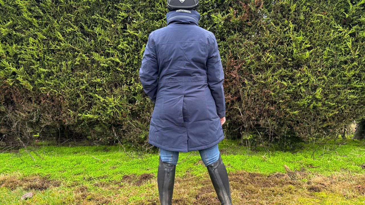 WeatherBeeta Kyla II from rear standing