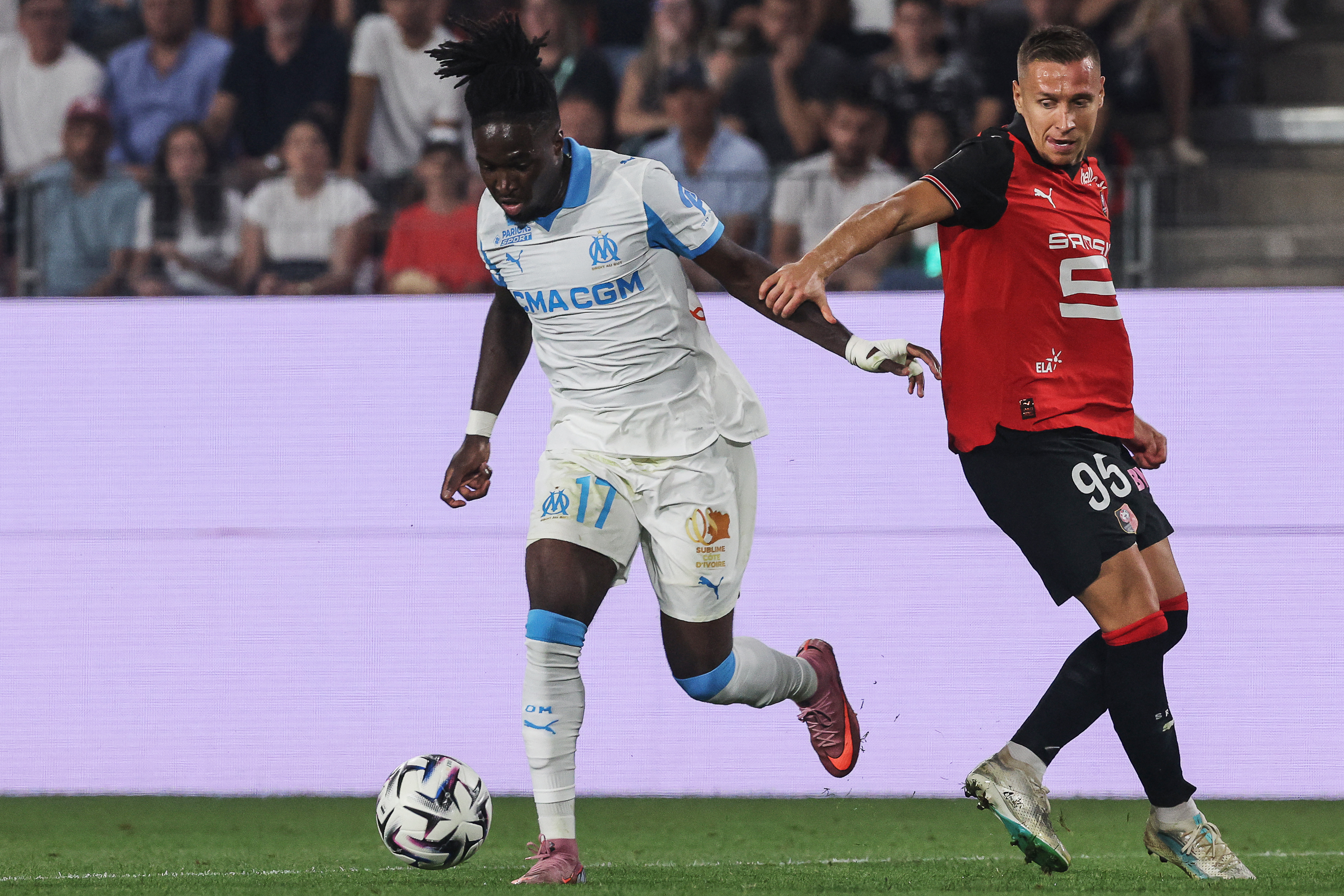 Inghilterra U21 Star impostata per £ 17 milioni di £ dopo il busto post partita “violento”