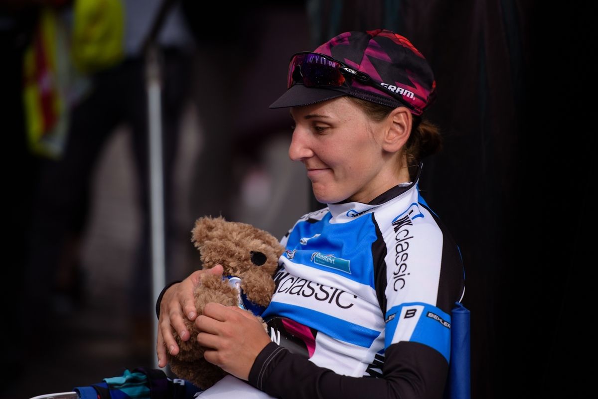 Just me and my bear - Lisa Brennauer reflects on Th&uuml;ringen Rundfarht 2016 - Stage 3
