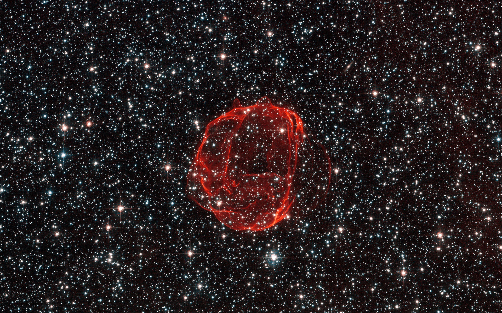 Remains of Star Supernova SNR 0519 1920