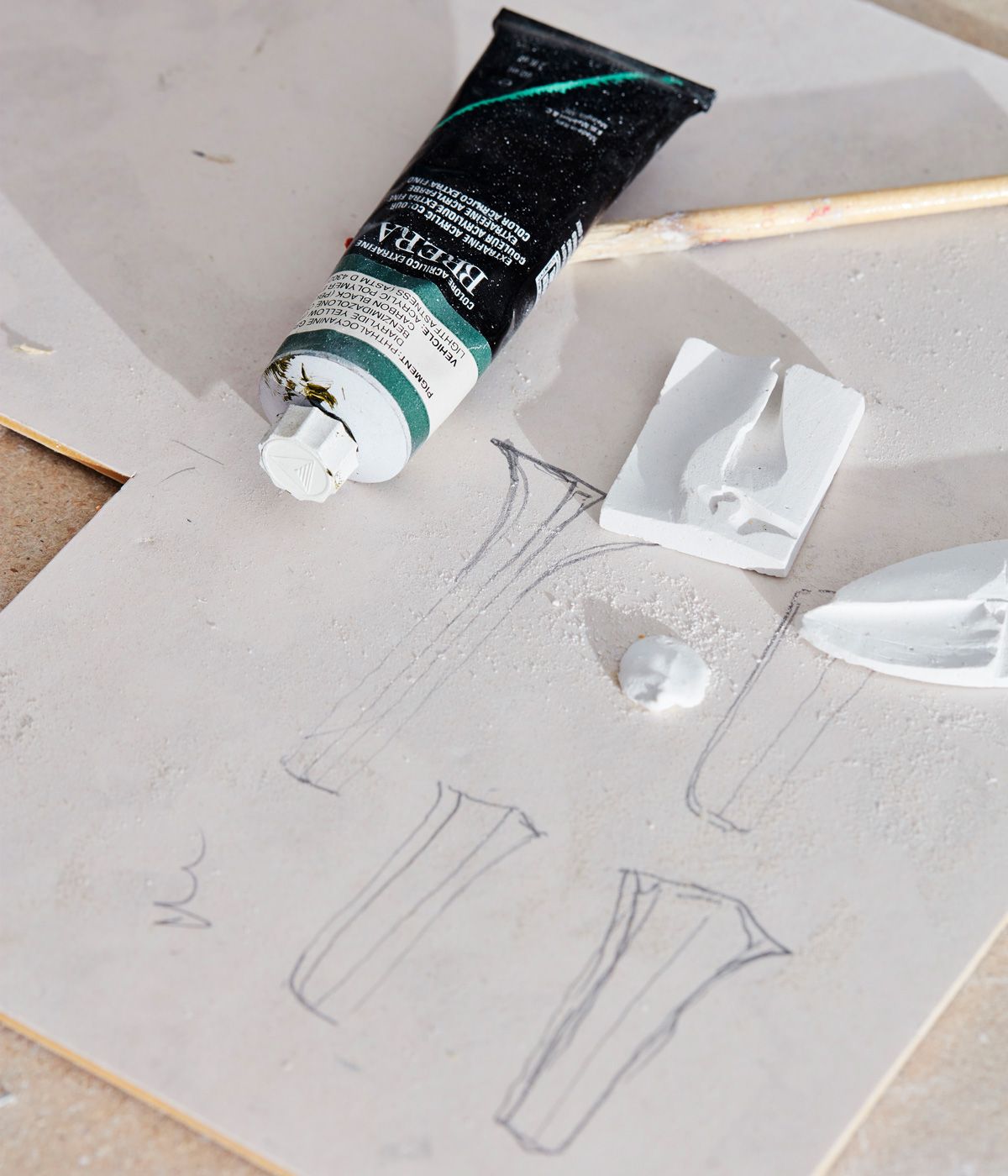 Γύψινα μοντέλα κοσμημάτων στο στούντιο του Bjorn Wikstrom