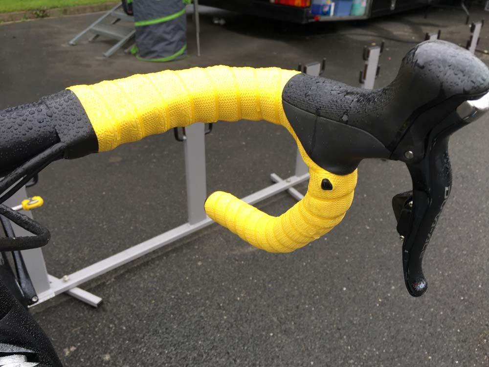 Yellow handlebar tape for the maillot jaune.
