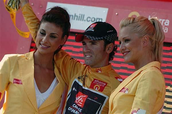 This overall leader podium is becoming routine for Alejandro Valverde (Caisse d'Epargne) at the Vuelta.