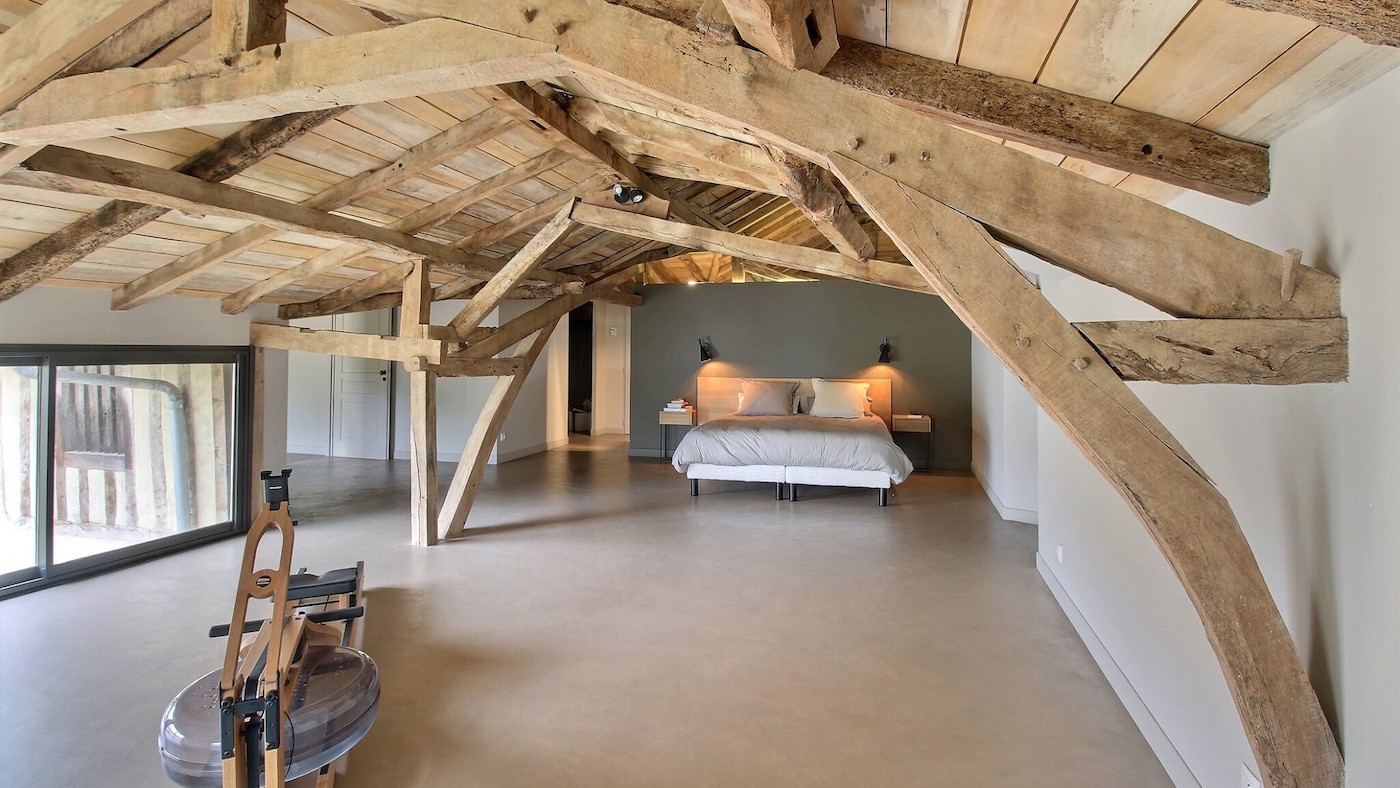 Bedroom in beamed loft