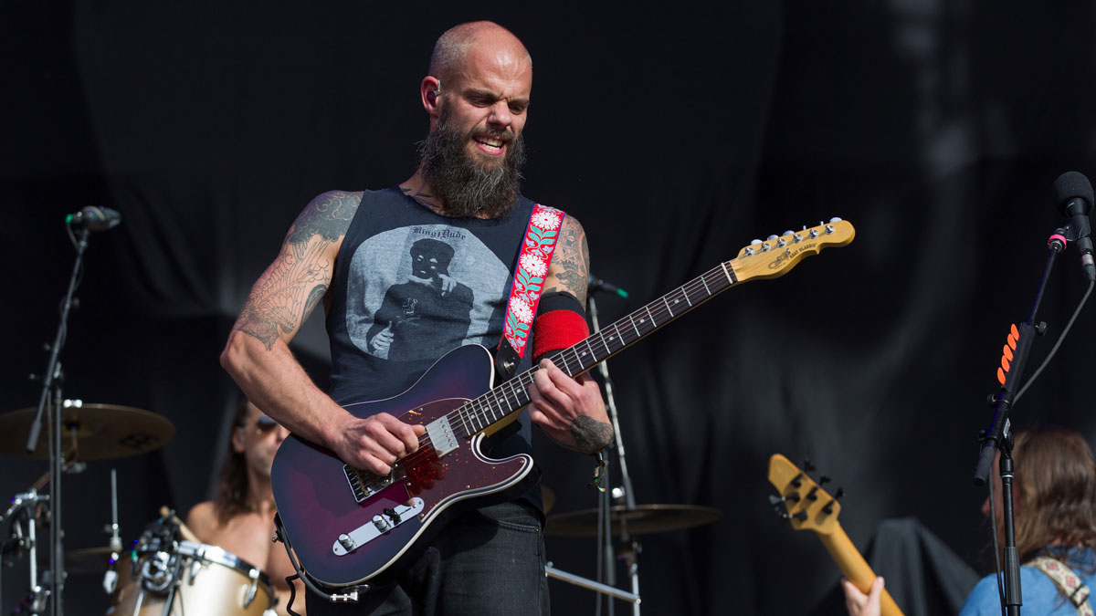 John Baizley of Baroness performs live
