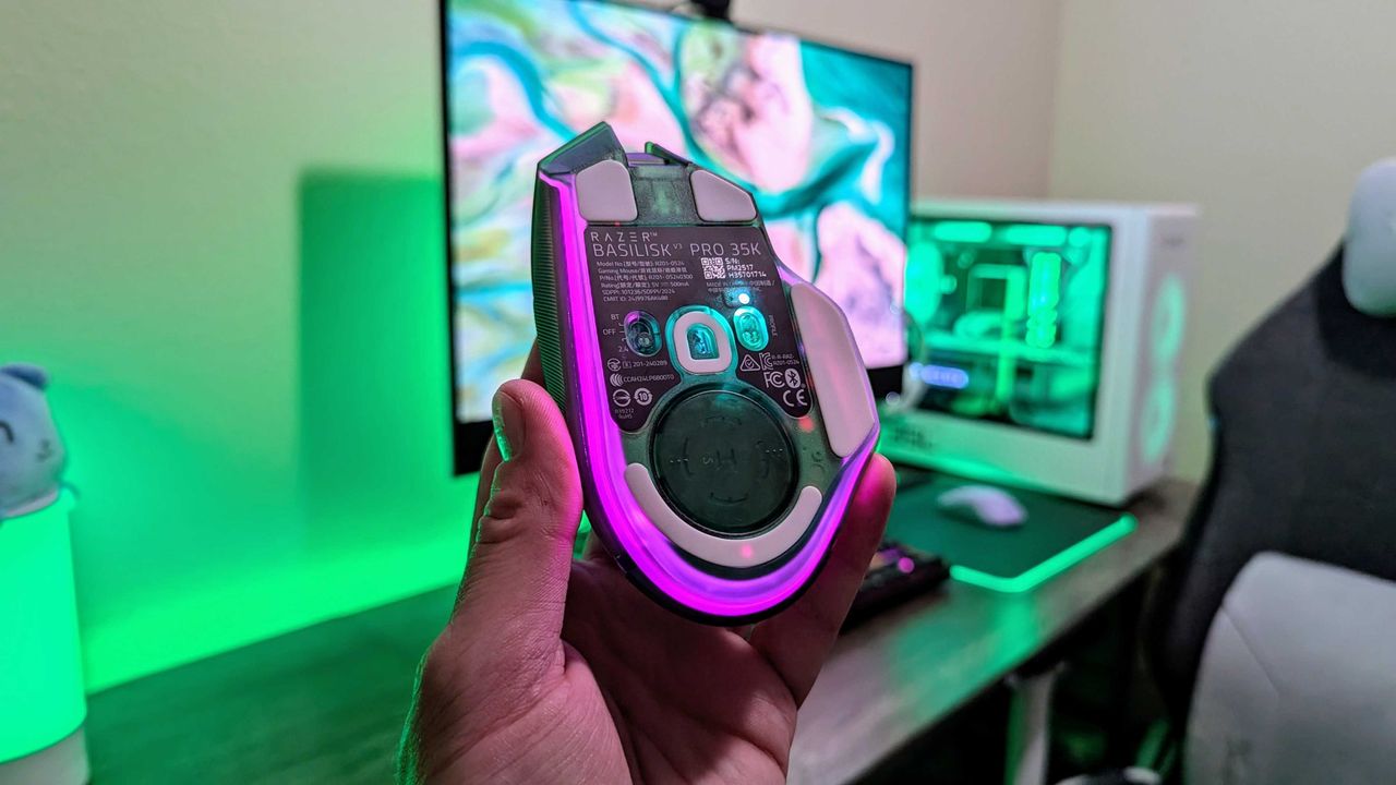 Image of the Razer Phantom Green Collection.