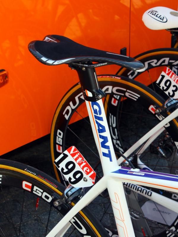 Giant was one of the first manufacturers to use an integrated seatmast as seen here on the Rabobank team bikes.