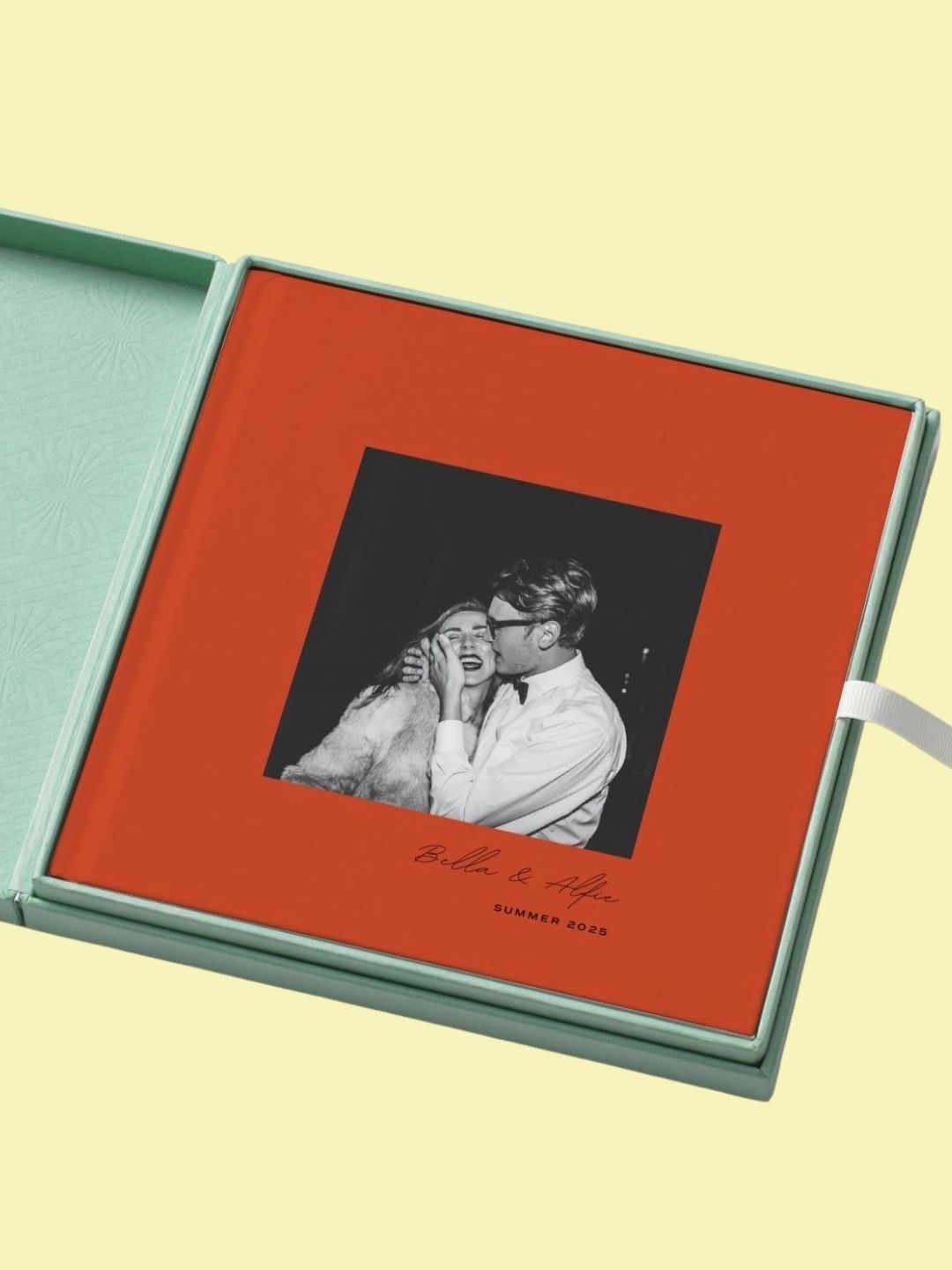 Papier, The Minimalist, Mini Hardback Photo Book