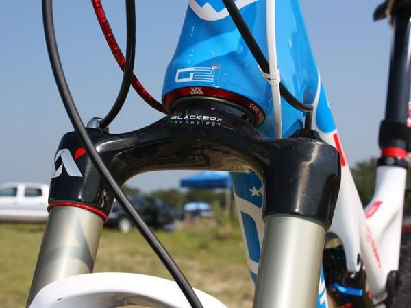 The RockShox Reba 29 XX World Cup includes a tapered 1 1/8"-to-1 1/2" carbon fiber crown and steerer assembly.