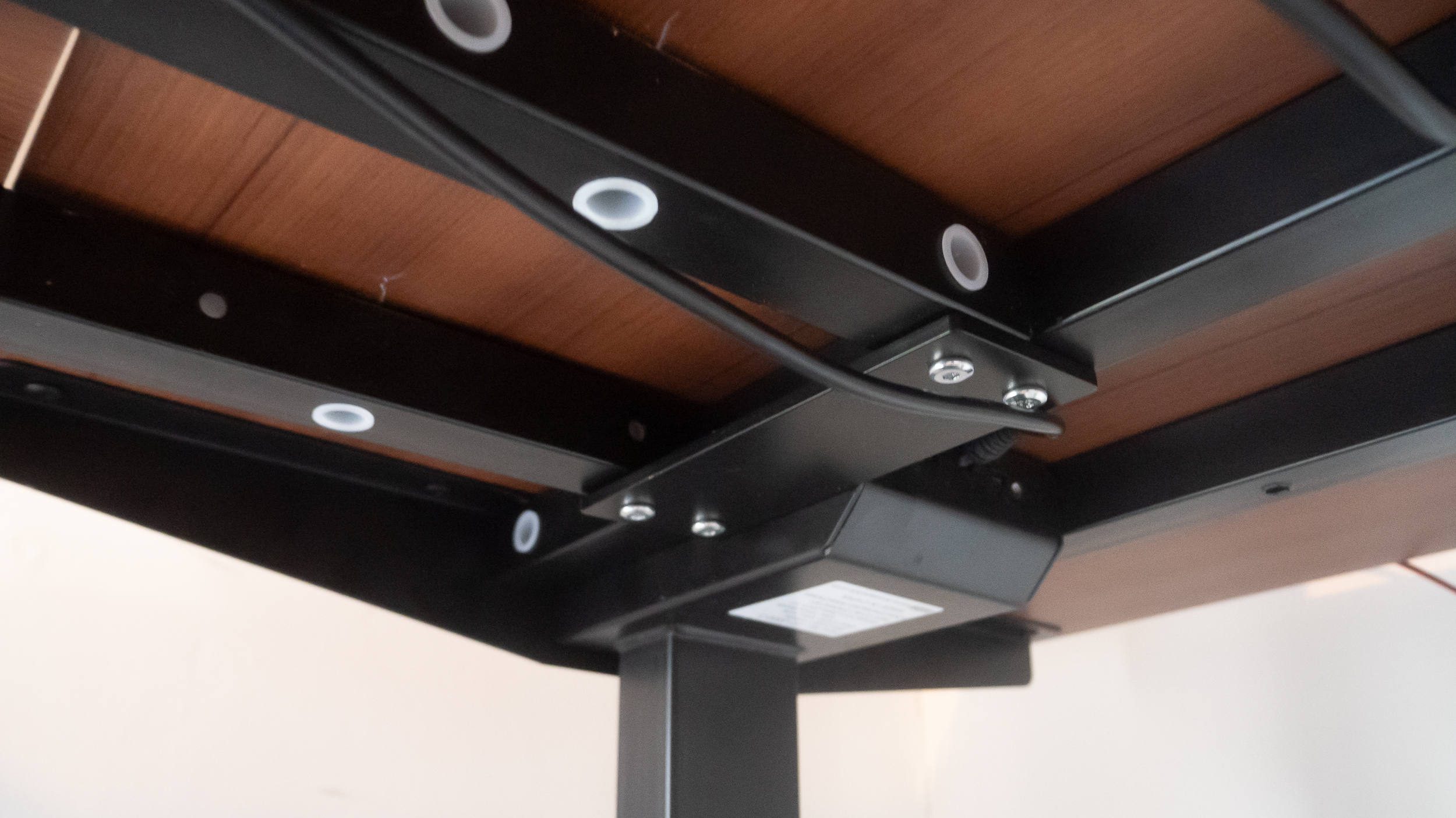 Brodan L-shaped standing desk