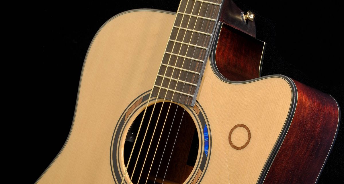 Yamaha TAG3 C TransAcoustic Guitar