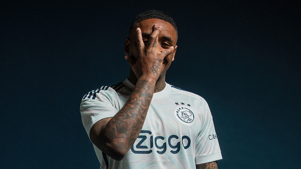 gazon Voorstel Aquarium Is the new Adidas Ajax away shirt 2023/24 the nicest of the summer so far?  | FourFourTwo