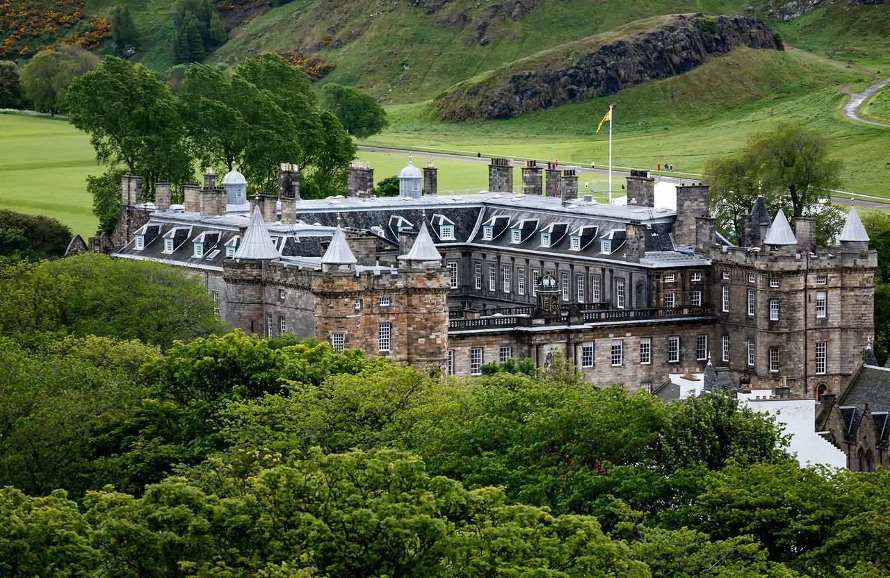 Holyroodhouse 