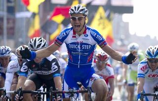 Gent-Wevelgem: Tom Boonen (Quick Step) sprints to victory.