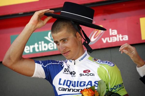Peter Sagan (Liquigas-Cannondale) puts on his winner's hat.