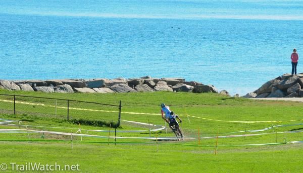 Meredith Miller and Laura Van Gilder off the front of the race