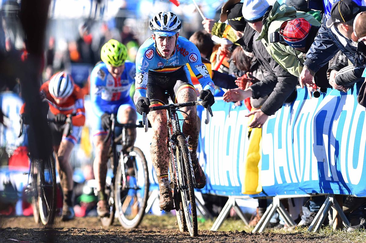 Laurens Sweeck (Belgium) chases