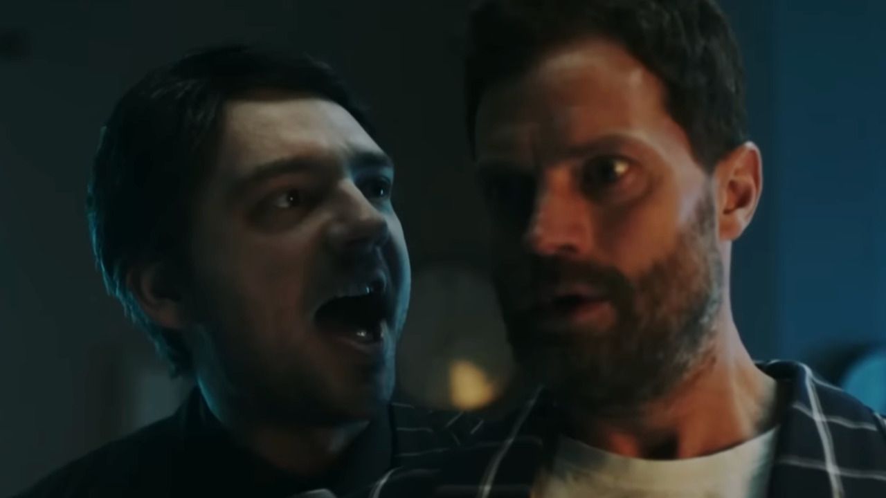 Fans zijn bang dat SNL UK te Amerikaans zal zijn, maar ik begrijp niets van deze schets