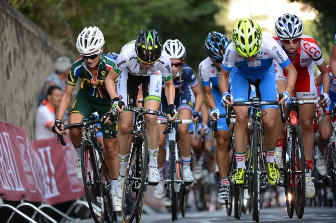 Australia and Italy on the front of th elite women's peloton