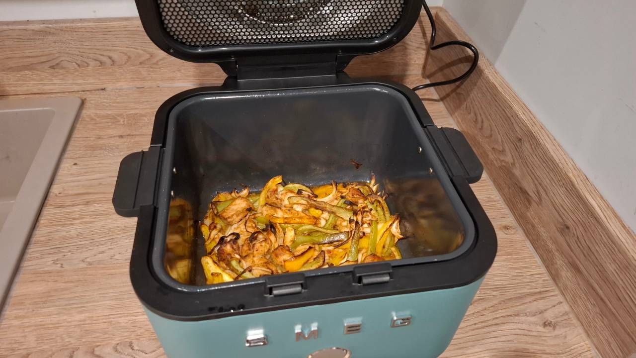 Smeg AFC01 Dual Flavour Air Fryer