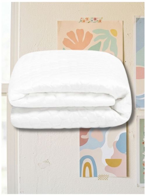 Luxury Cooling Mattress Protector (Twin XL)