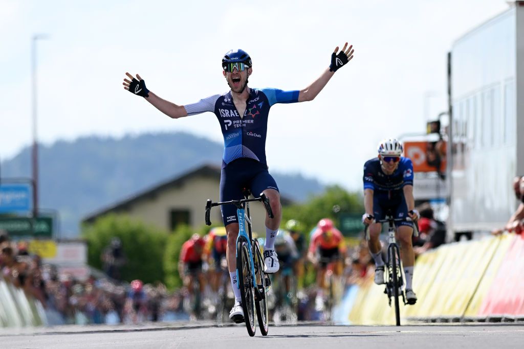 Criterium du Dauphin&eacute; stage 3: Derek Gee gets the win and the lead